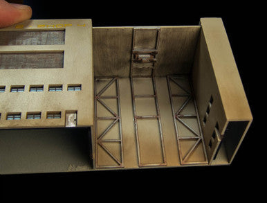 Mech Hangar / Shop (15mm Version)(MDF) - 15MMDF114 (Online Order Only)