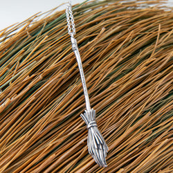 Disney X RockLove HOCUS POCUS Broom Necklace (ONLINE ORDER ONLY)
