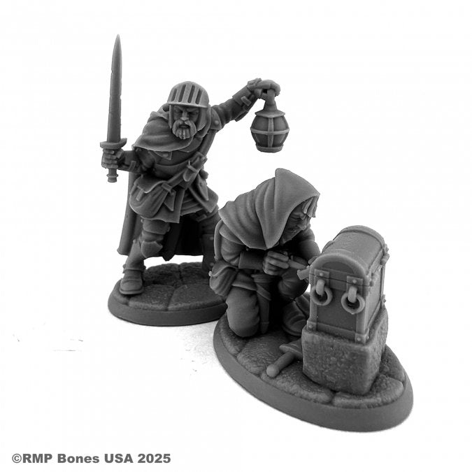 Reaper Miniatures: Teamwork - Rouge and Fighter (ONLINE ORDER ONLY)