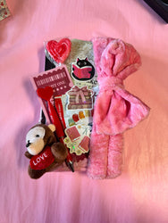 Laura's Blind Date with a Book (ONLINE ORDER ONLY)