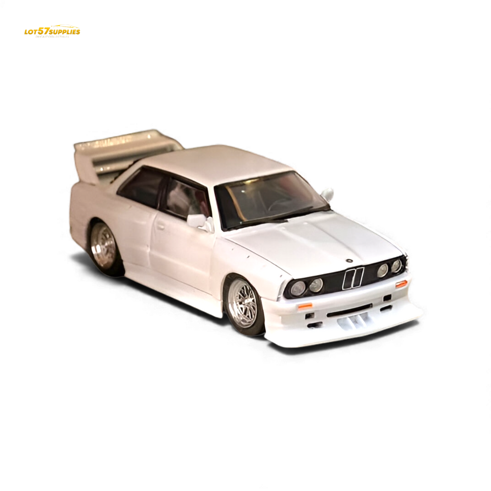 (Pre-Order) SW BMW E30 M3 LTO Modified - White 1:64 (ONLINE ORDER ONLY)