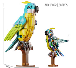 13052 Mechanical Parrot Building Blocks 686PCS (ONLINE ORDER ONLY)