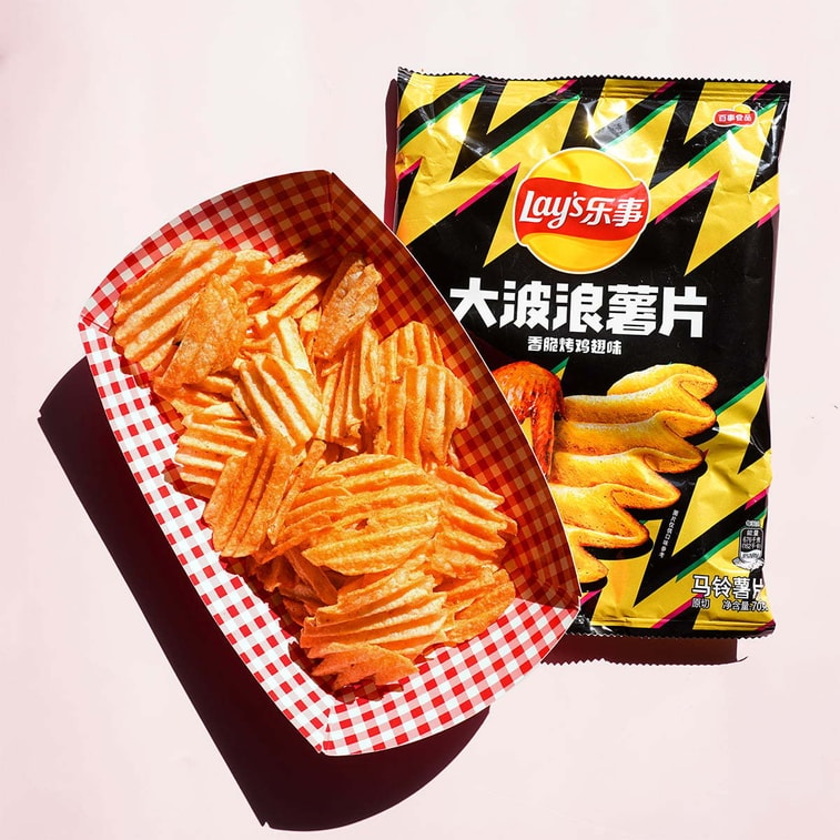 Lays Roasted Chicken Wing Potato Chips, 2.46oz (ONLINE ORDER ONLY)