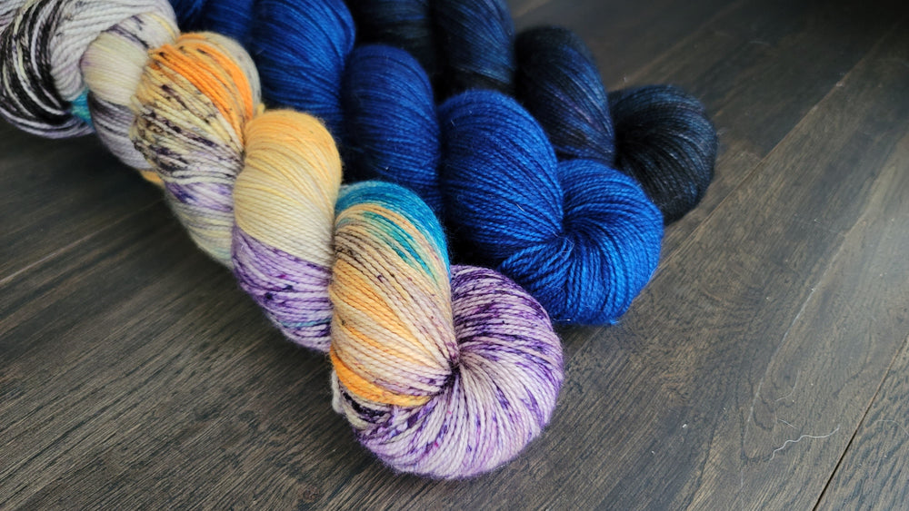 Under The Harvest Moon 3 skein kit (ONLINE ORDER ONLY)
