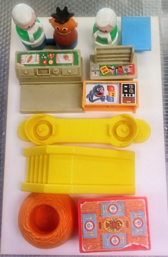 Fisher Price set - Sesame Street (ONLINE ORDER ONLY)
