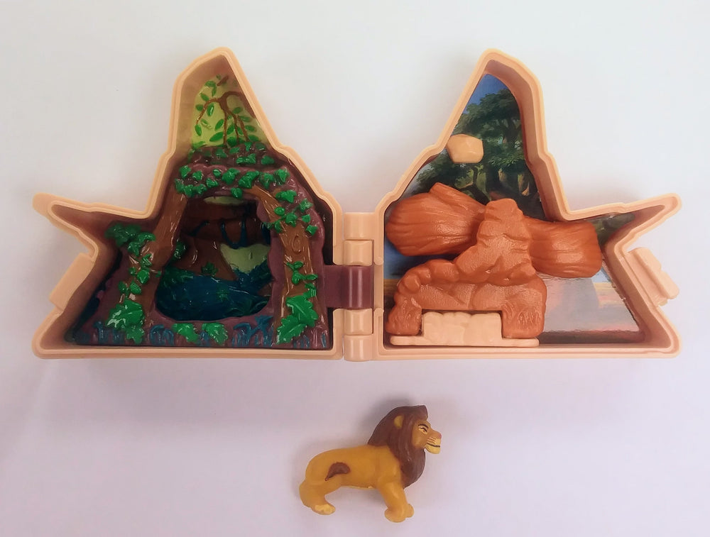 Polly Pocket - Lion King Pride Rock (ONLINE ORDER ONLY)
