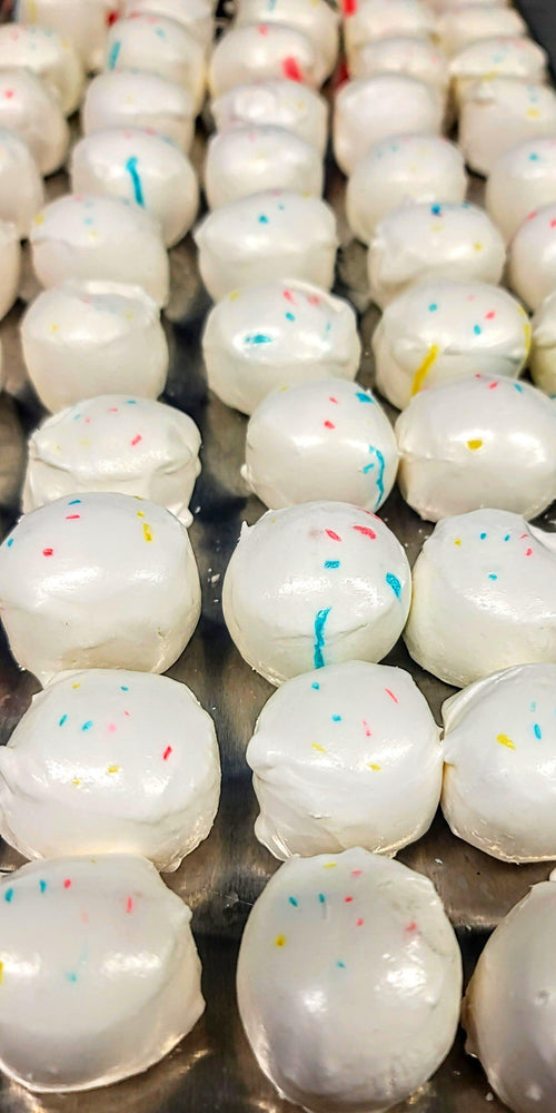 Frosted Cupcake Salt Water Taffy (ONLINE ORDER ONLY)