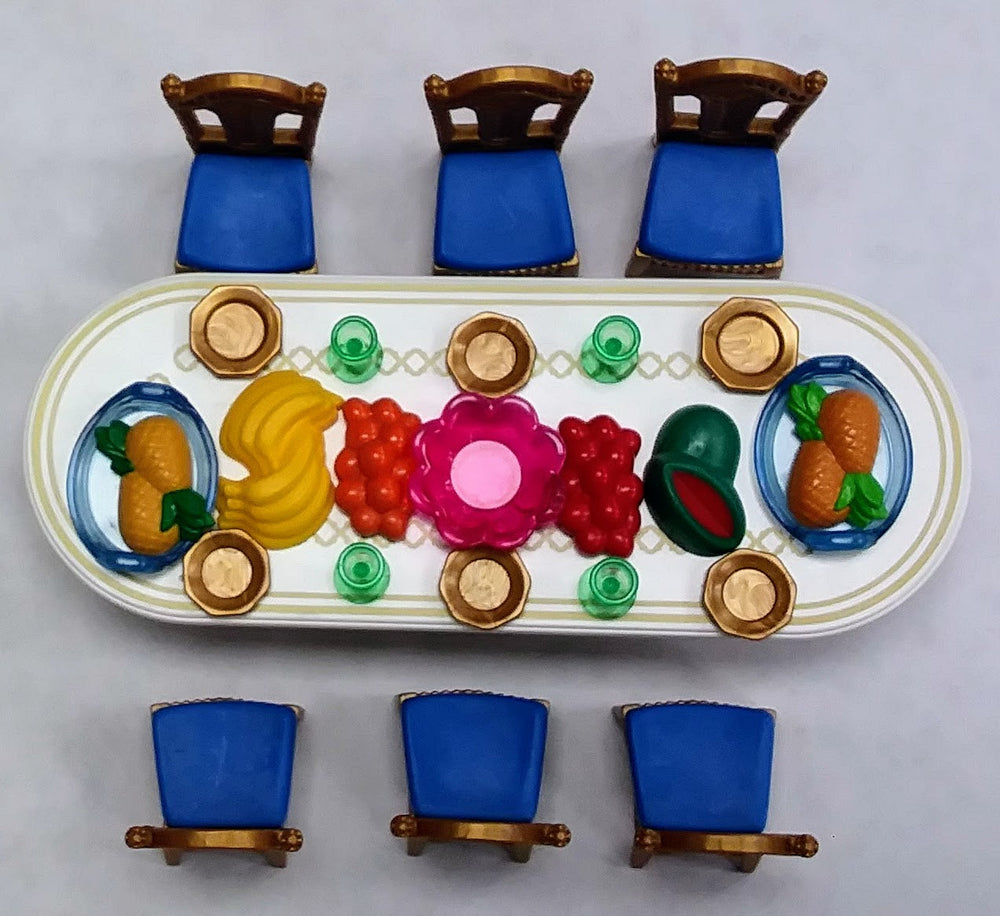 Playmobil set 3021 - Festive Round table (ONLINE ORDER ONLY)