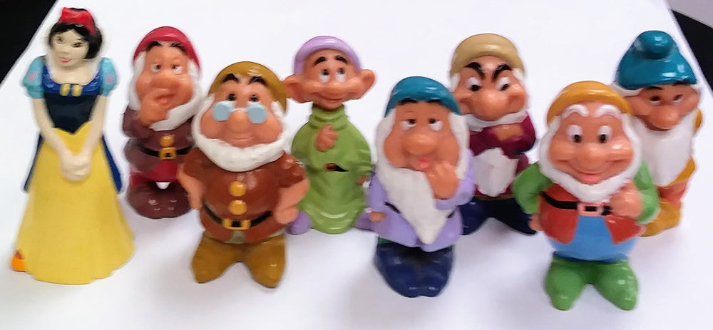 Disney PVC figure set - Snow White and the Seven Dwarves (ONLINE ORDER ONLY)