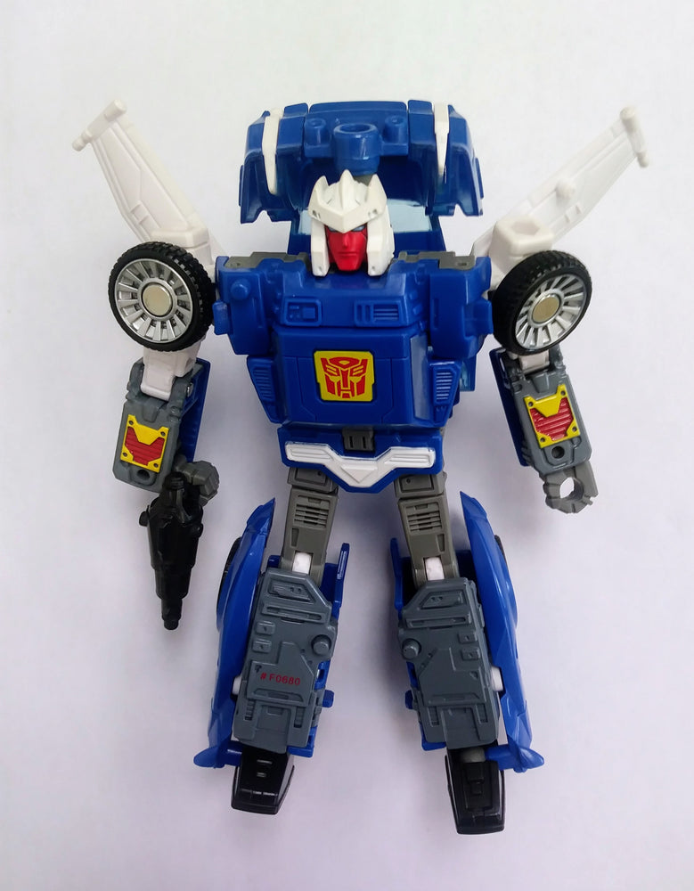Transformers action figure - Autobot Tracks (Kingdom) (ONLINE ORDER ONLY)