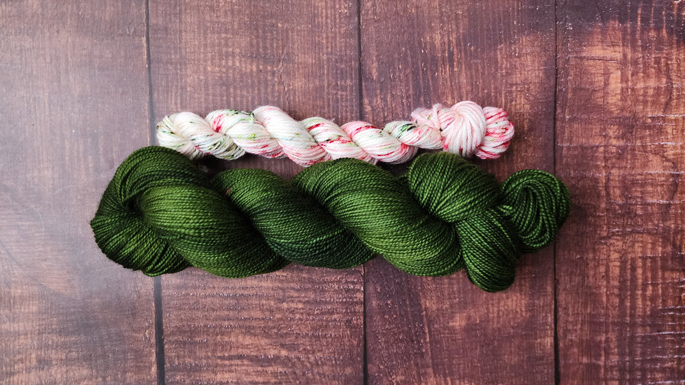 Haul out the Holly Sock Set (ONLINE ORDER ONLY)