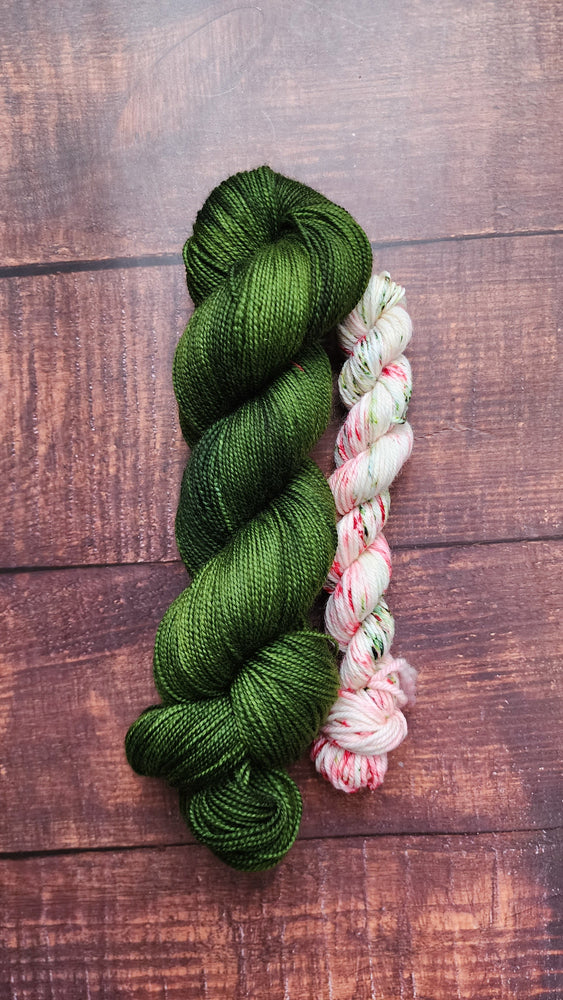 Haul out the Holly Sock Set (ONLINE ORDER ONLY)