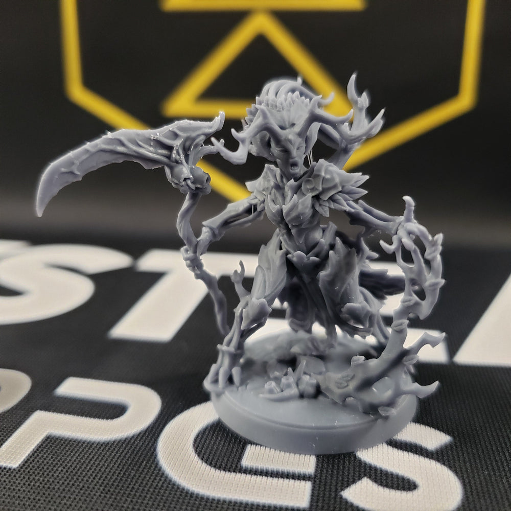 Feydris, Deeproot Enchantress (Female Spriggan Druid) (Online Only)