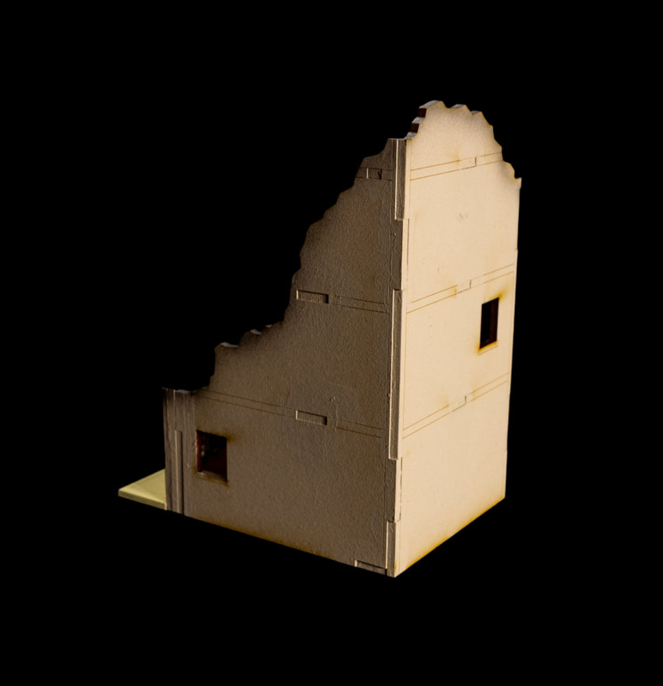 28mm European Building - 28MPNT516 (Painted and Assembled) (Online Order Only)