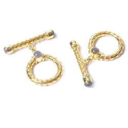 29x23mm Labradorite Cabochon Filigree Vermeil Toggle 1 piece (ONLINE ORDER ONLY)