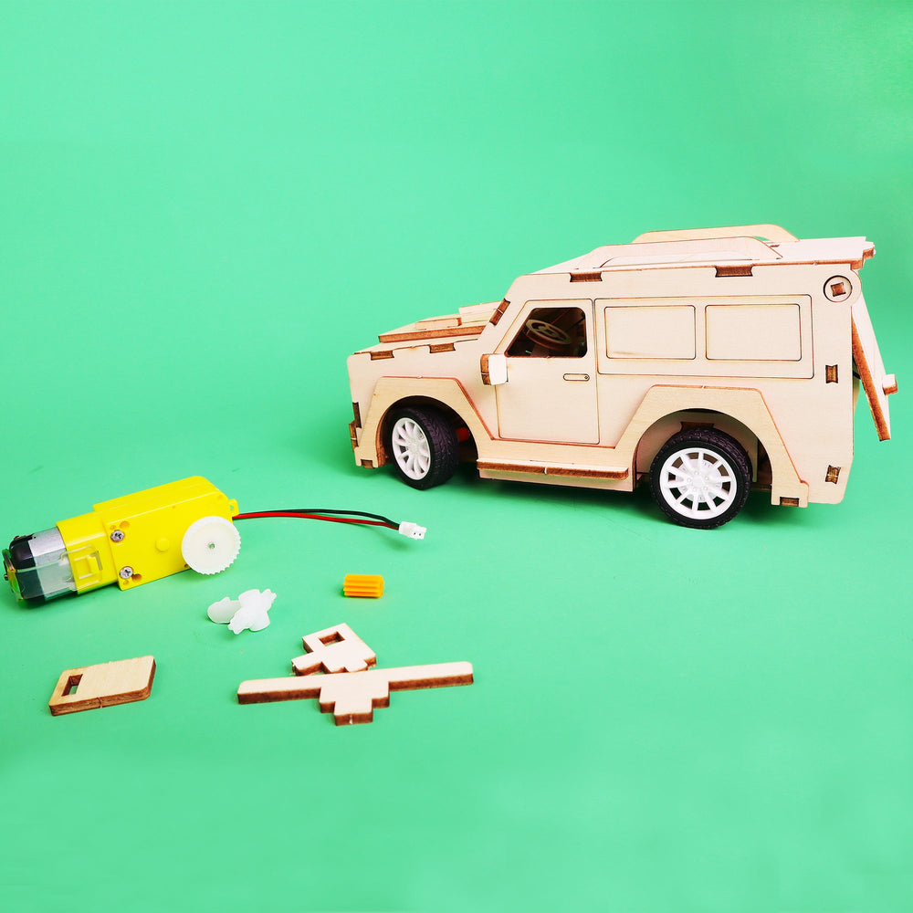 2.4 GHz RC SUV Car DIY Kit, Educational STEM Toy (ONLINE ORDER ONLY)