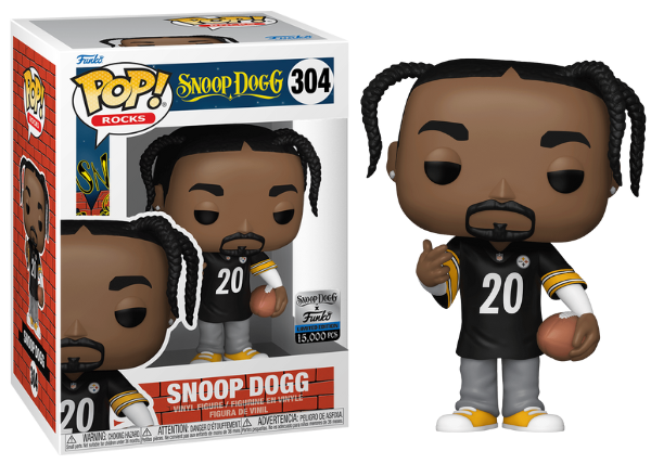 Snoop Dogg (in Steelers Jersey) 304 - Tha Dogg House Exclusive/ 15,000 Pieces (Online Order Only)