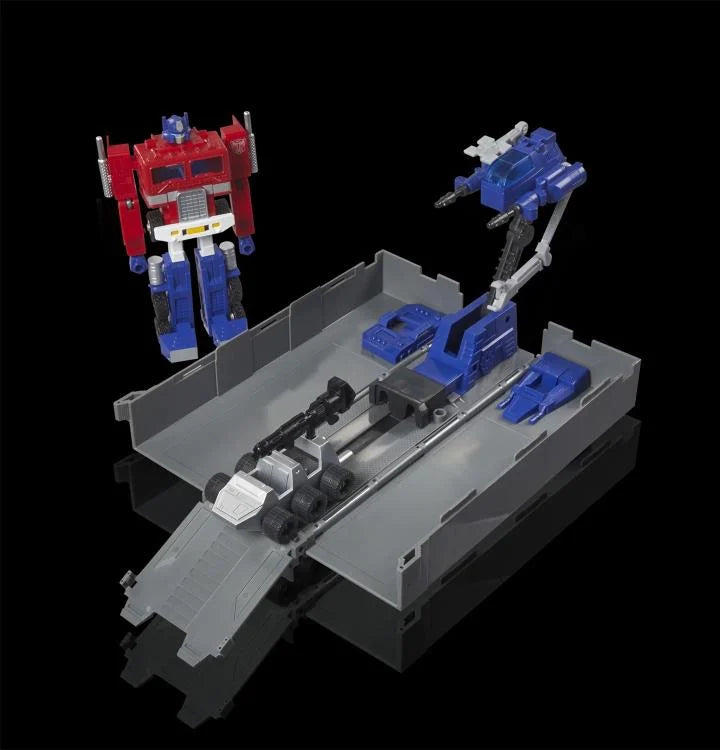 Transformers 40th Anniversary Optimus Prime (Retro G1) Action Figure (ONLINE ORDER ONLY)