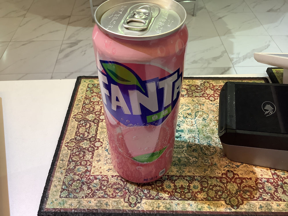 Fanta White Peach (500ml)(Japan) (ONLINE ORDER ONLY)
