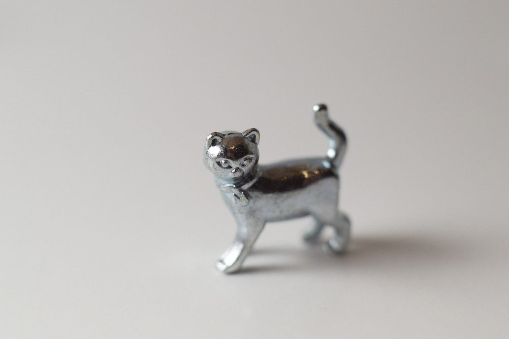 Monopoly Game Replacement Pieces/Movers/Classic Token Lot of 8 Parker Family Cat (Online Only)