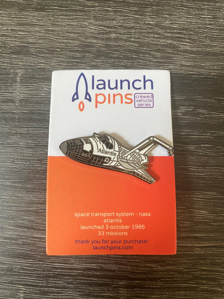 Space Shuttle Atlantis (ONLINE ORDER ONLY)