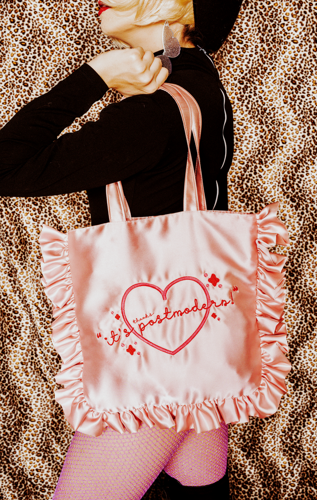 061 // PILLOW TOTE