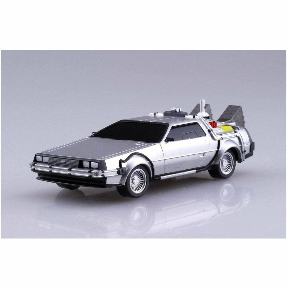 Back to the Future Part II pull-back DeLorean 1:43 scale plastic model kit (ONLINE ORDER ONLY)