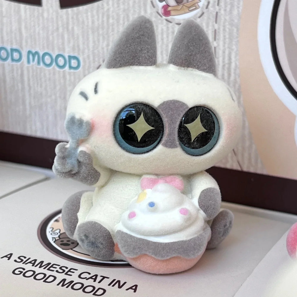 BIG EYED CAT FIGURINE BLIND BOX (1 Blind Box) (ONLINE ORDER ONLY)