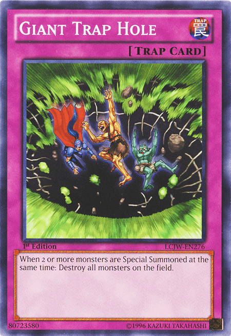 Giant Trap Hole [LCJW-EN276] Common (ONLINE ORDER ONLY)