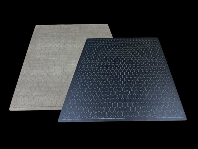 [Preorder] Battlemat™ 1" Reversible Black-Grey Hexes (23 ½" x 26" Playing Surface) (Online Only)