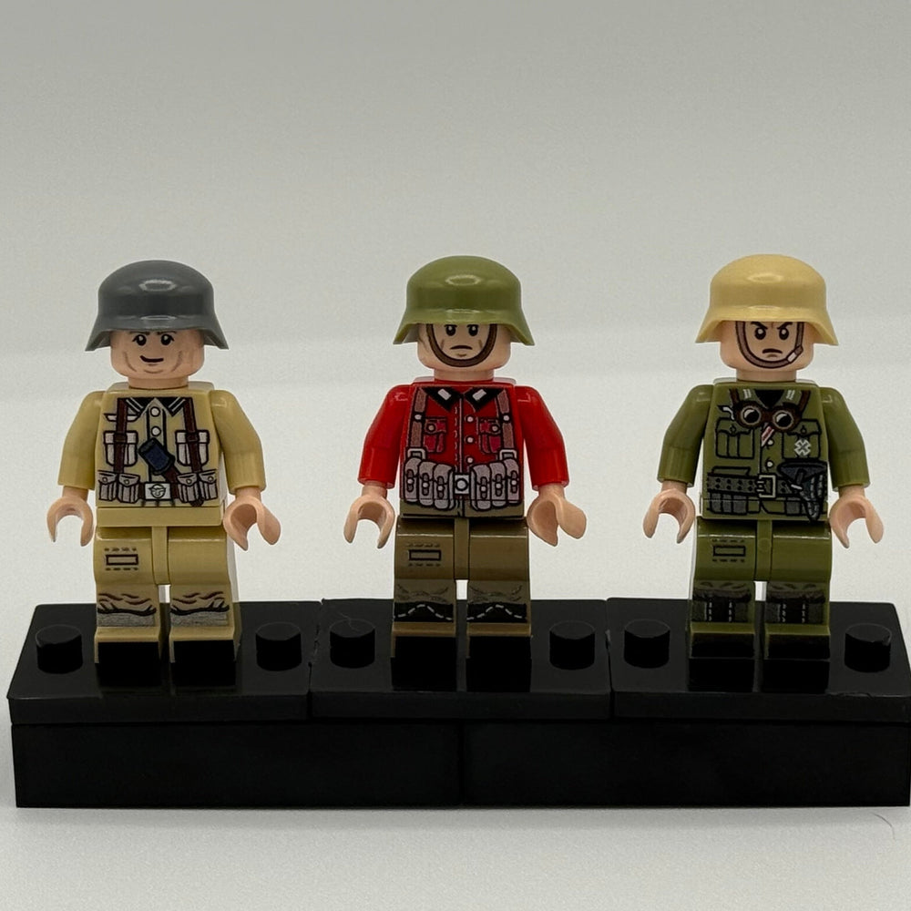 3 Military Fighter Minifigures (ONLINE ORDER ONLY)