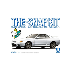Aoshima: 1/32 The Snap Kit Nissan R32 Skyline GT-R (Crystal White) Scale Model Kit #14-B (ONLINE ORDER ONLY)
