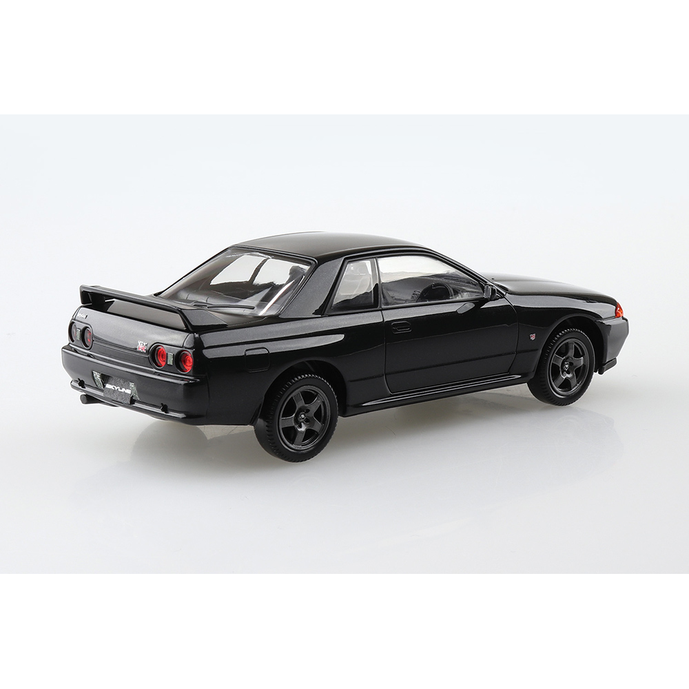 Aoshima: 1/32 The Snap Kit Nissan R32 Skyline GT-R (Black Pearl Metallic) Scale Model Kit #14-C (ONLINE ORDER ONLY)