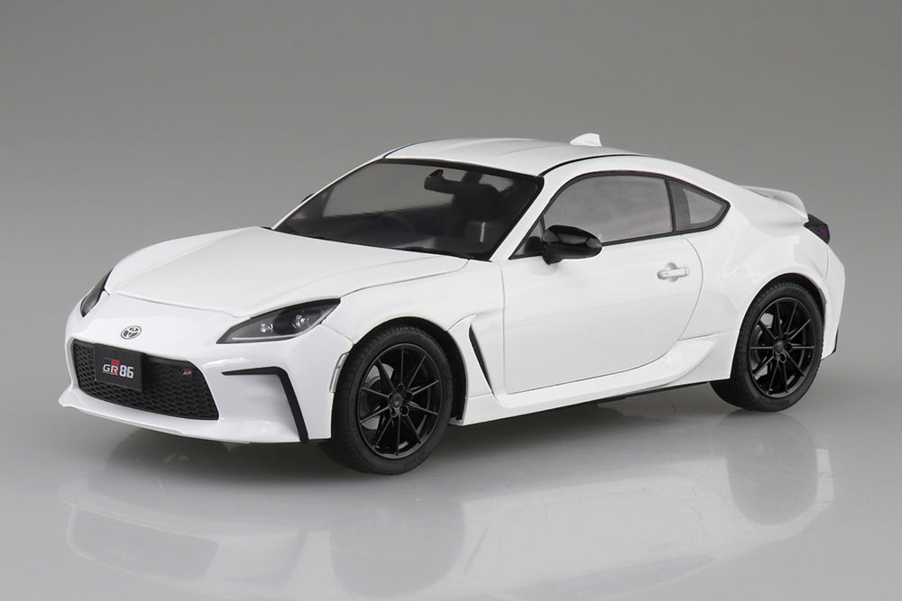 1/24 TOYOTA ZN8 GR86 '21 Model Kit (ONLINE ORDER ONLY)