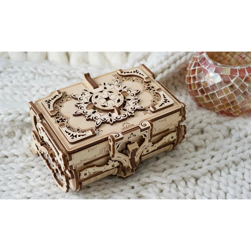 Antique Box 3D Wood Model Kit UGEARS (ONLINE ORDER ONLY)