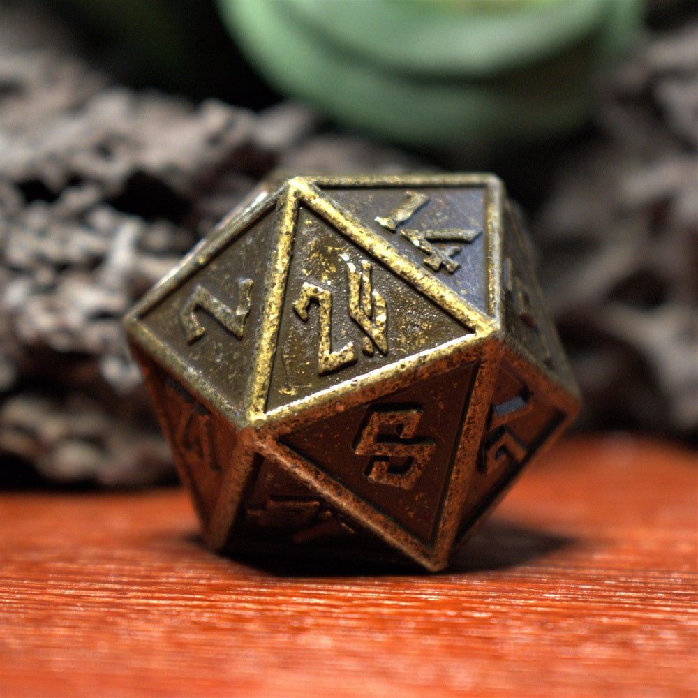 Battle-Worn Gold Metal 35mm D20 (ONLINE ORDER ONLY)