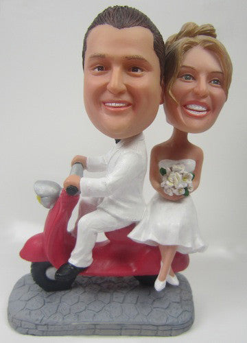 Couple on Scooter Bobblehead (ONLINE ORDER ONLY)