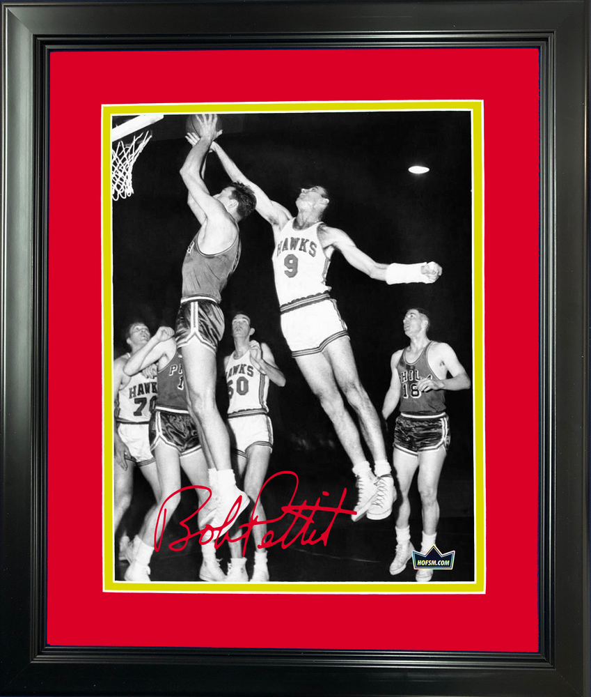 Framed Bob Pettit Facsimile Laser Engraved Signature Auto 11"x14" Basketball Photo HOFSM Holo (ONLINE ORDER ONLY)