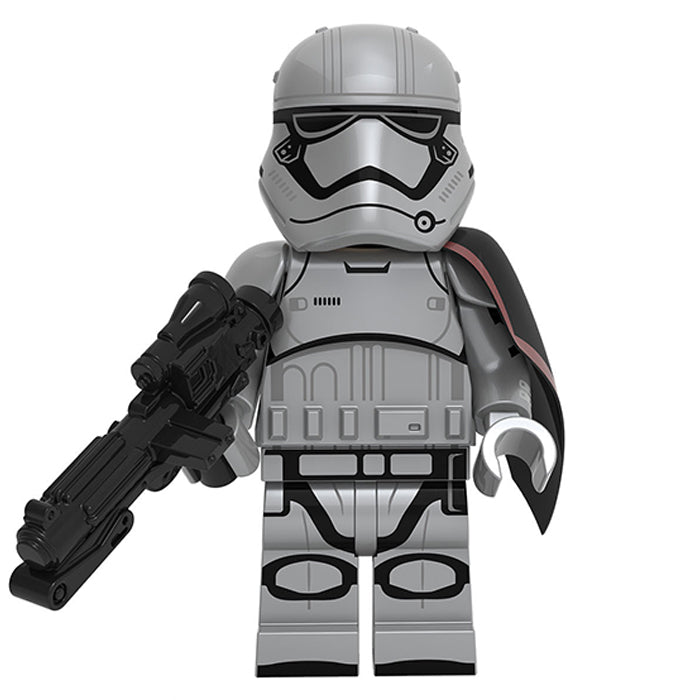 Captain Phasma silver Stormtrooper (ONLINE ORDER ONLY)