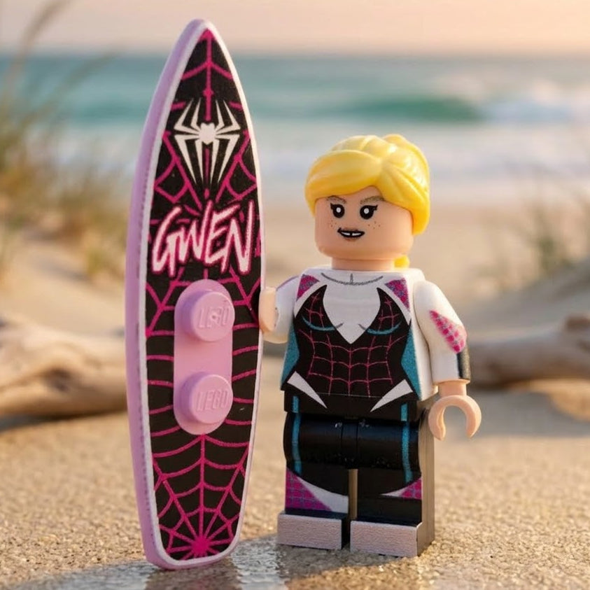 Web-Slinging Surfer Girl Minifig (ONLINE ORDER ONLY)