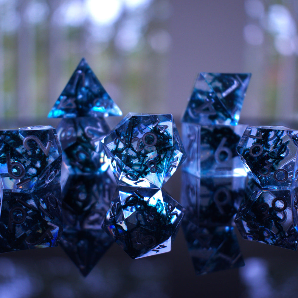 Dark Tide Sharp-Edged Resin Dice Set (ONLINE ORDER ONLY)