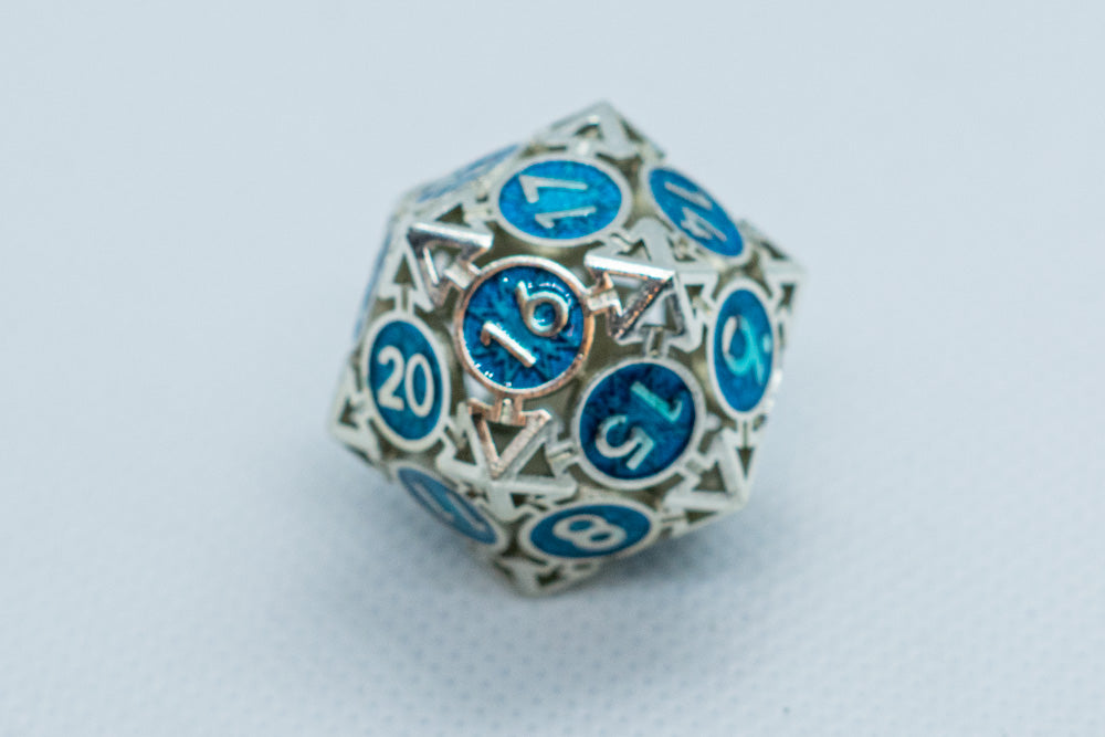 Single d6/d20 Tritan Shiny Silver w/Blue Deadly Arrow Dice (Online Only)