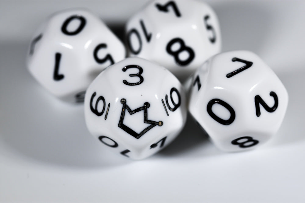 Opaque White/black Crown d12 (Online Only)