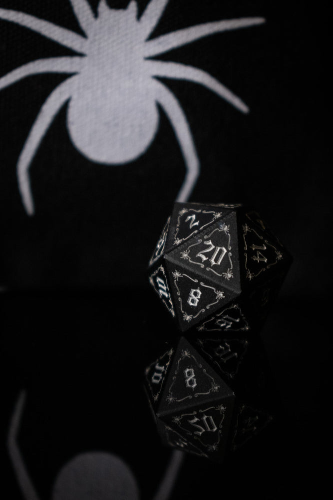 The Spider Aluminum Metal Dice Set (ONLINE ORDER ONLY)