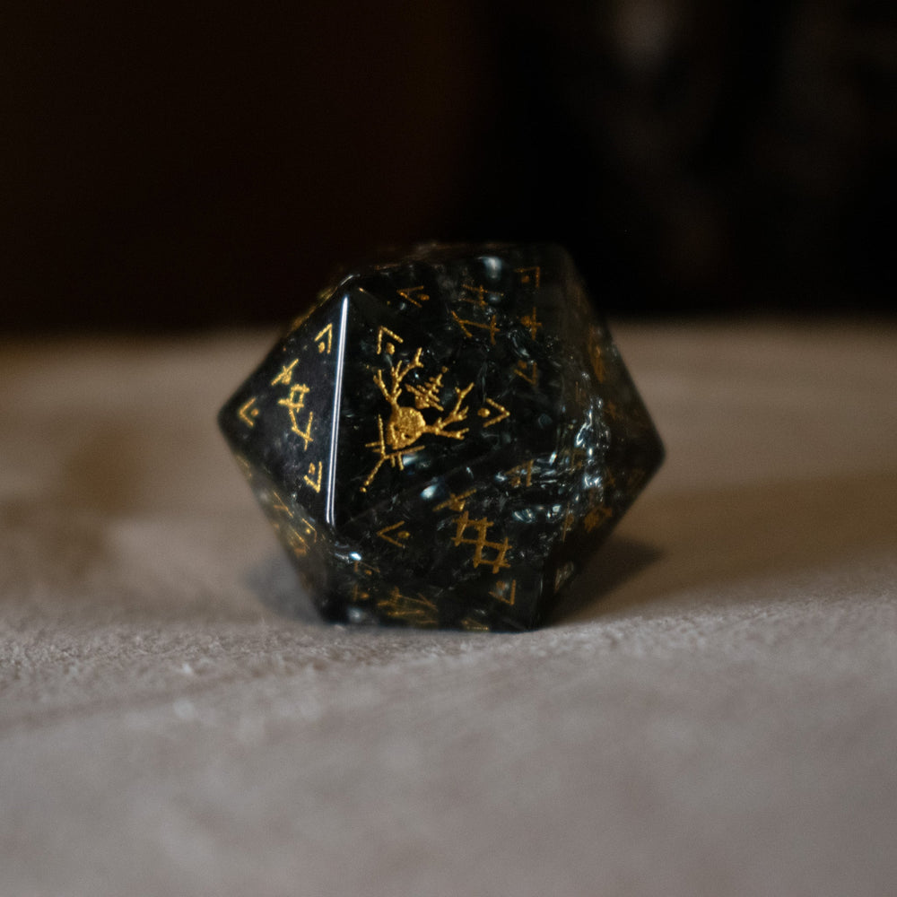 Wendigo Shattered Glass Dice Set (ONLINE ORDER ONLY)