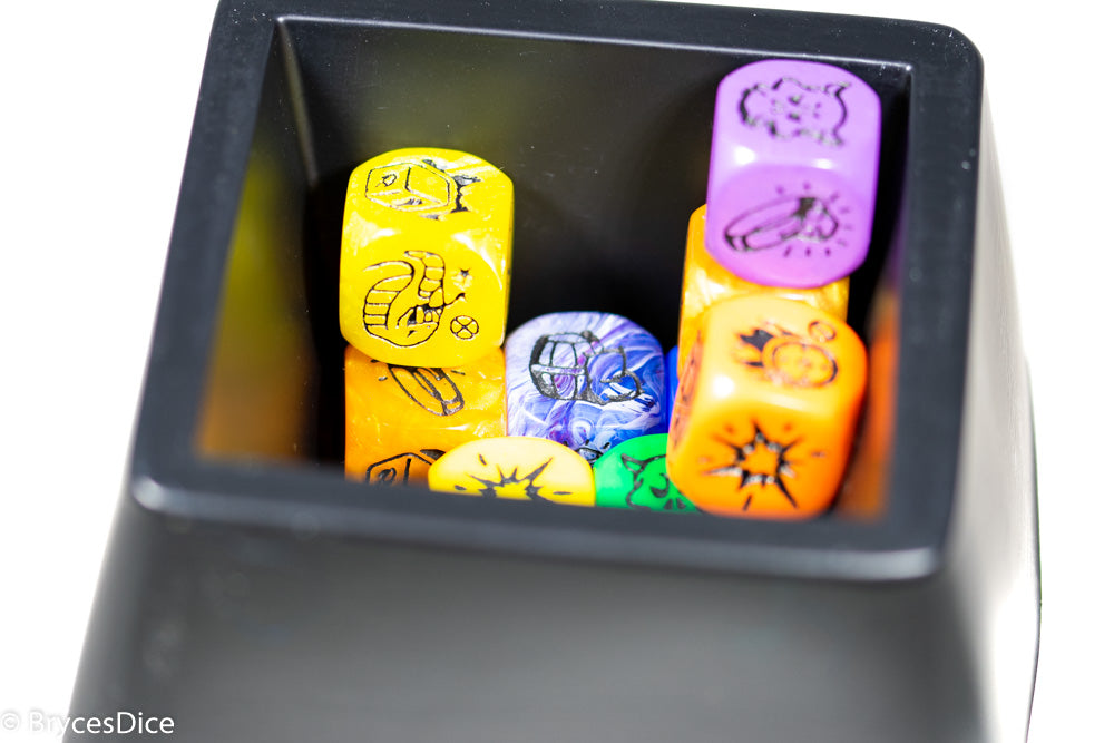 DiceMasters Doom Cubes; 1 Rare, 3 Uncommon, 4 Common Dice (Circa 1997) (Online Only)
