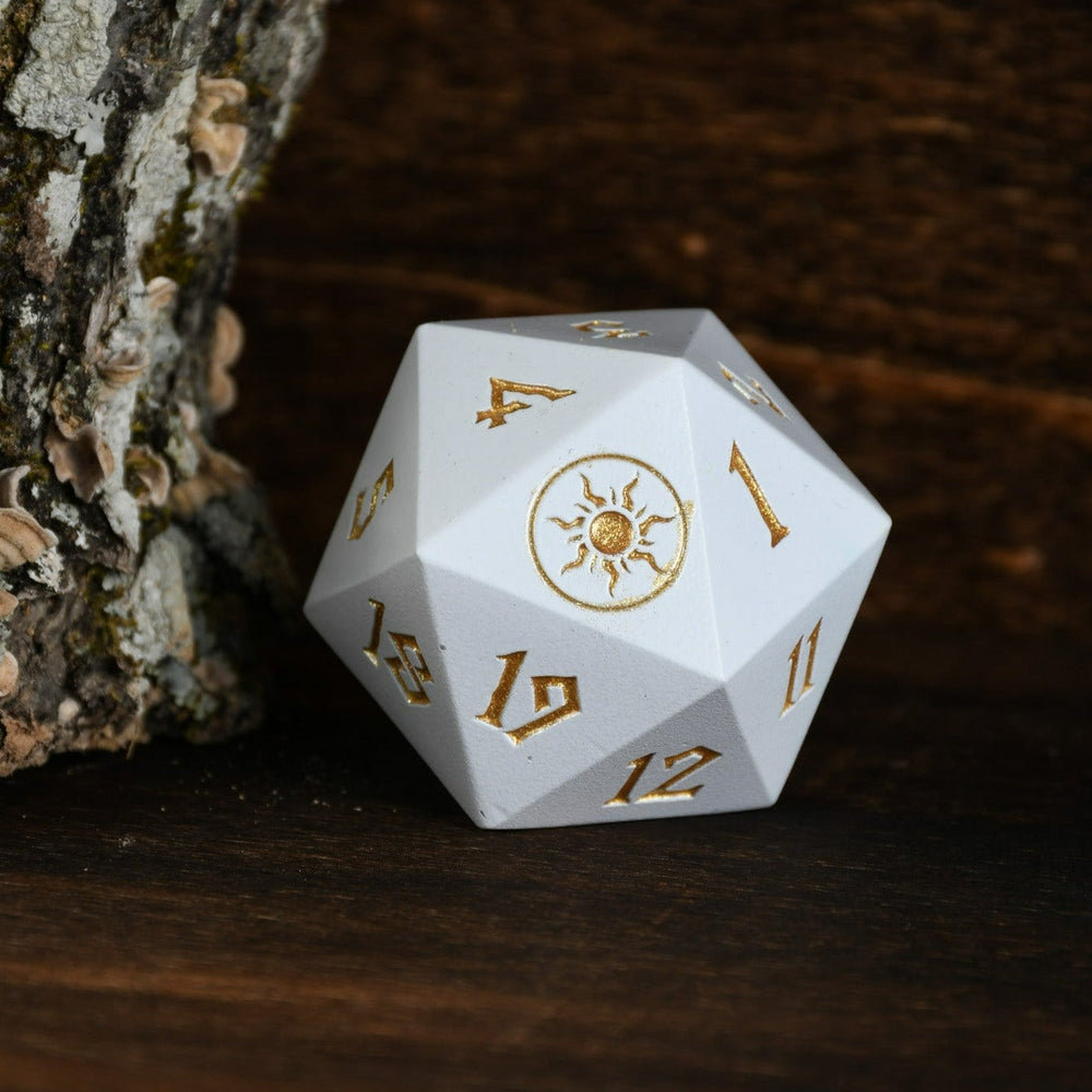 Plains Mana Spindown Metal D20 (ONLINE ORDER ONLY)
