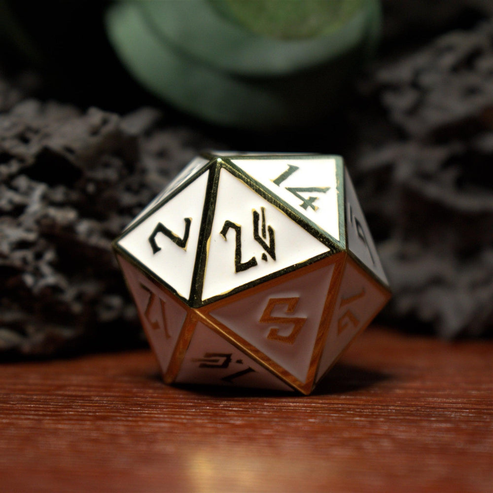 White and Gold Metal 35mm D20 (ONLINE ORDER ONLY)