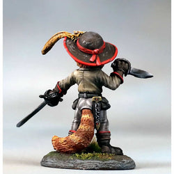 DSM8117 Selkirk Cat Swashbuckler Dual Wield Miniature Critter Kingdoms (ONLINE ORDER ONLY)