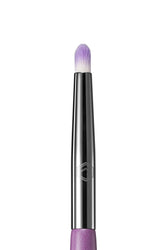E09 - Small Crease Eyeshadow Brush (ONLINE ORDER ONLY)